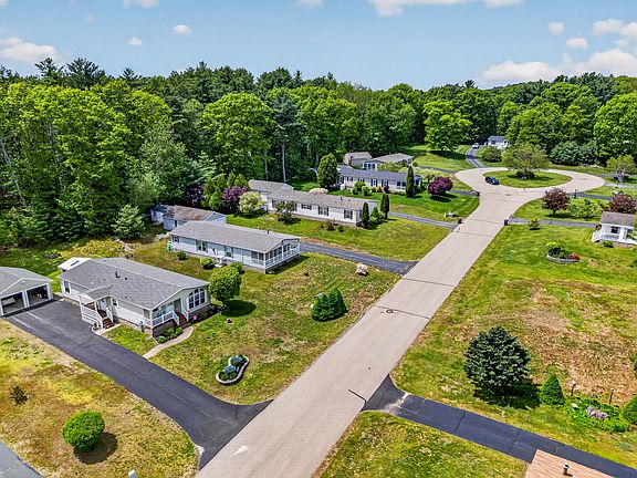 2nd image of 120 Fleetwood Drive