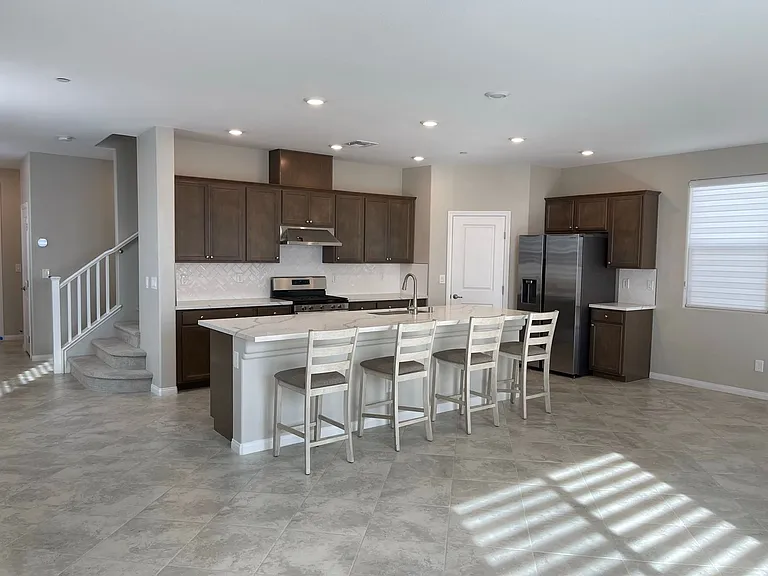 6944 Trevelez St — Photo 5