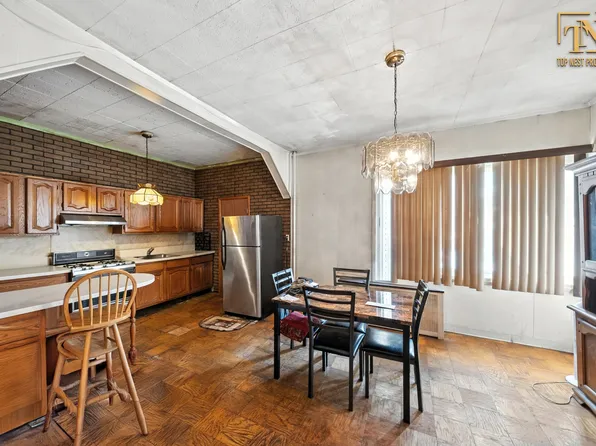 200 Mckinley Avenue image 3 of 17