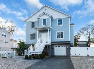 218 Grover Rd, Toms River, NJ 08753