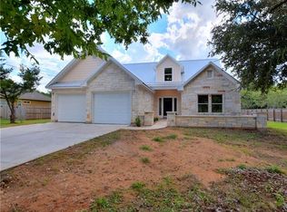 165 Kalalea Ln, Bastrop, TX 78602