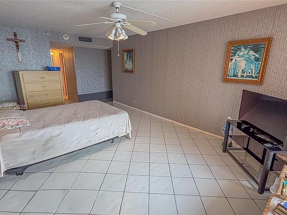 5th image of 230 174th St APT 2412