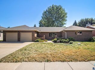 4704 S Tomar Rd, Sioux Falls, SD 57105