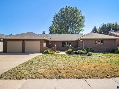 4704 S Tomar Rd, Sioux Falls, SD, 57105