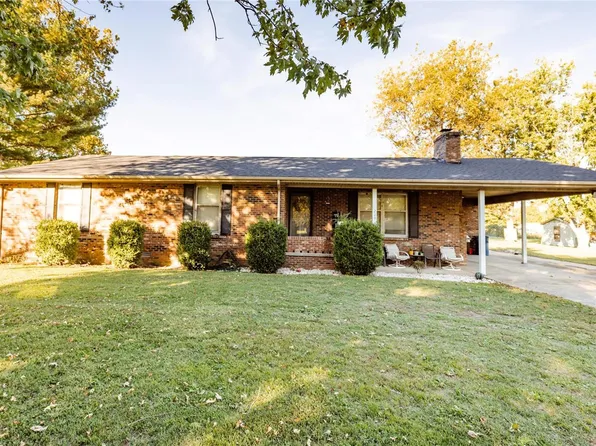 209 Aletha Dr, Sikeston, MO 63801