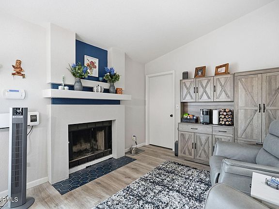 5th image of 8542 W TOWNLEY Avenue