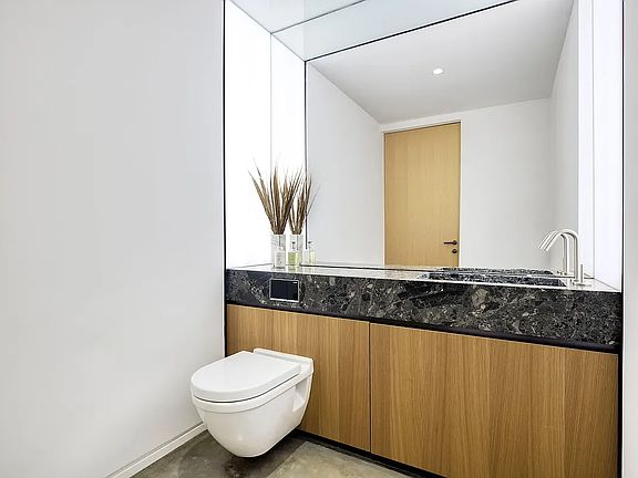 5th image of 100 E 53rd St #7A