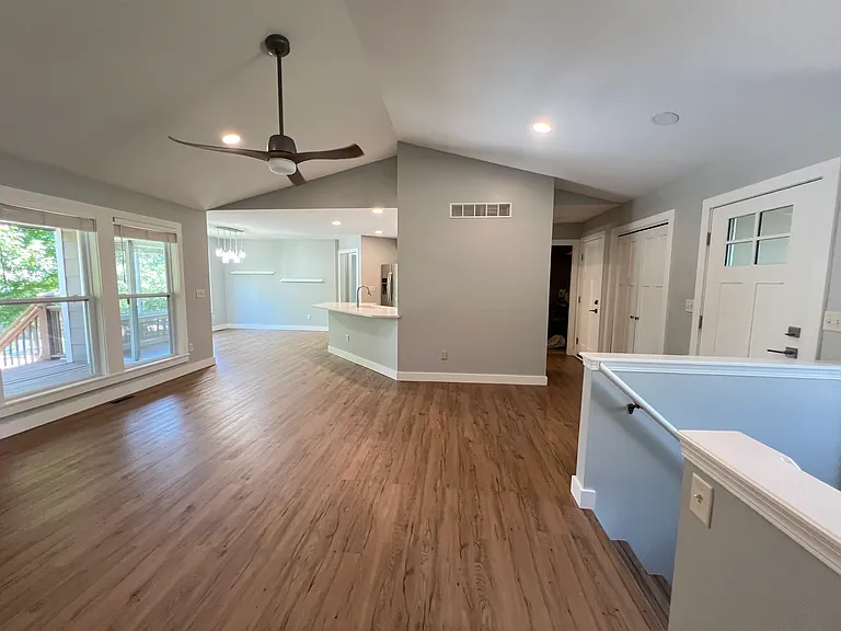 2213 E Myrtlewood Ct — Photo 90