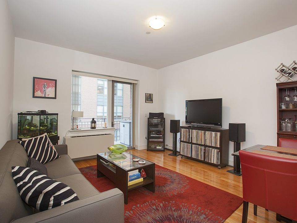 1st image of 4126 27th St APT 4E