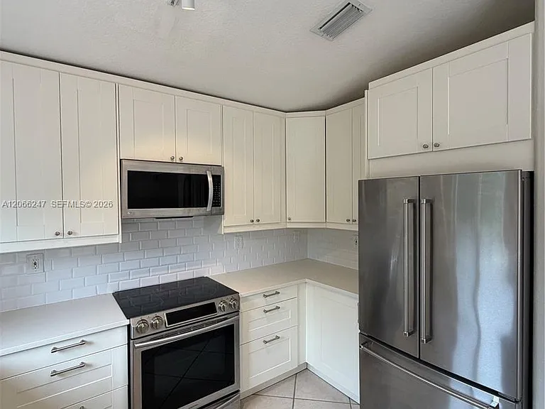 14525 NW 88th Ave — Photo 12