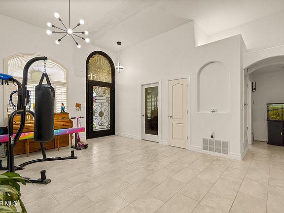 5th image of 13024 Tierra Westex Ln