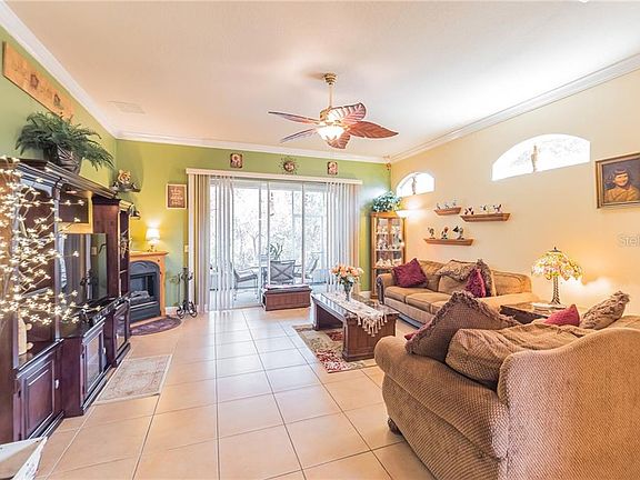 5th image of 329 La Creek Ct