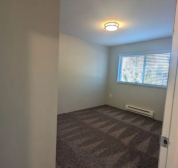Stillwater Apartments — Photo 22