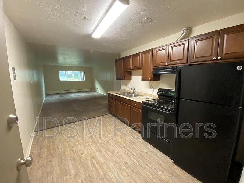 1st image of 5605 W Warren Ave #24