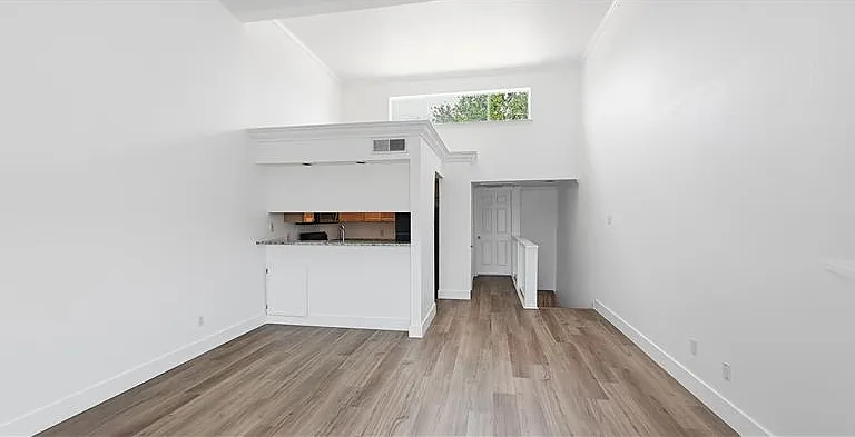 3707 Miles St #9 — Photo 9