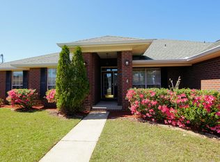 2171 Castle Grove Dr, Navarre, FL 32566