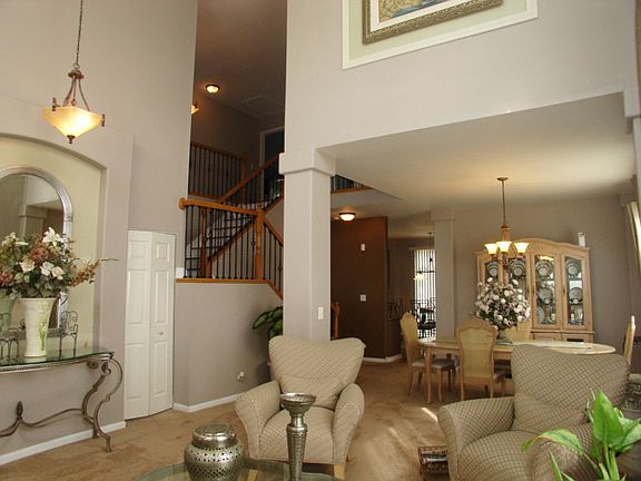 4th image of 5920 Lucerne Ln