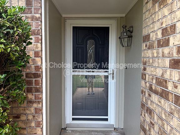 5th image of 6405 Kary Lynn Dr S