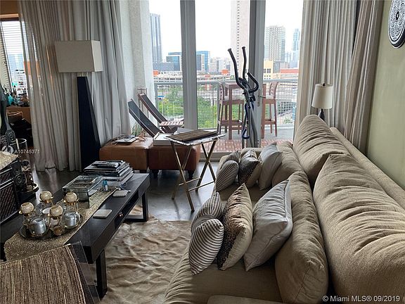 5th image of 10 SW South River Dr APT 1103