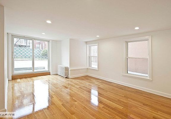 4th image of 220 Eckford St APT 1
