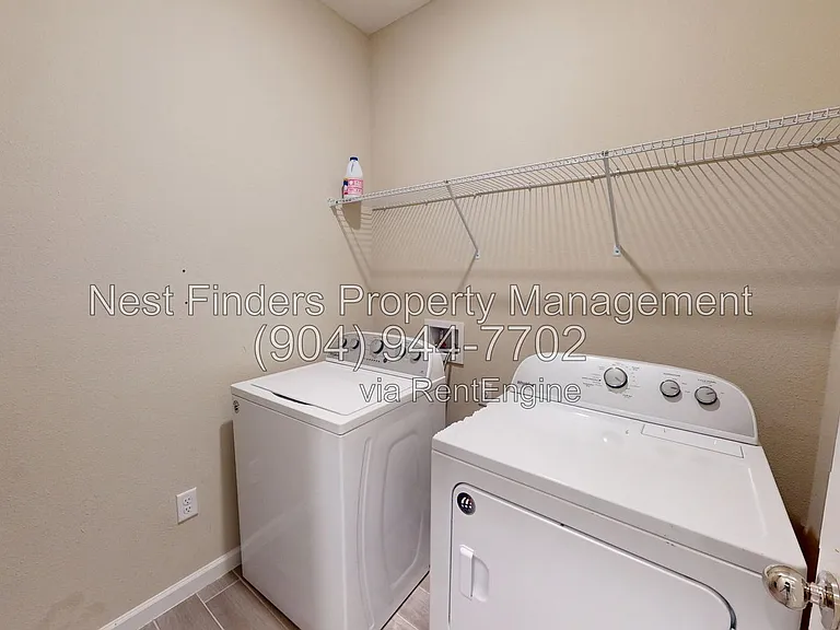 9084 Westwick Ln — Photo 7