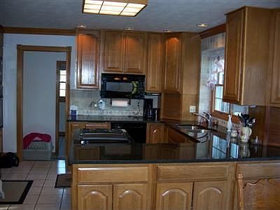 3rd image of 10709 Deer Run Dr