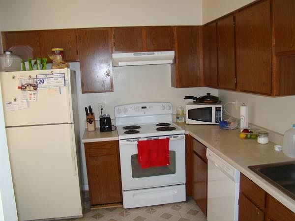 2nd image of 6060 California Cir #5