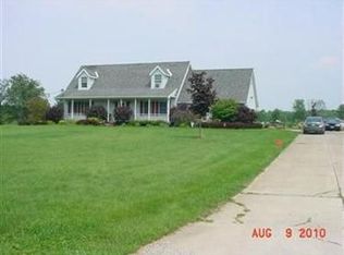 2206 Barnum Rd, Geneva, OH 44041
