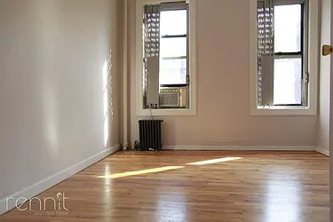 Rented by Rennit Inc.