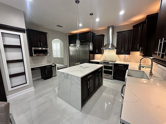 5th image of 20513 Carolina Cherry Ct