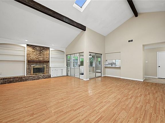 4th image of 515 Lake Sardis Dr