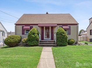 78 Bernard St, Carteret, NJ 07008