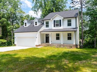 2002 Donegal Ct, Gastonia, NC 28054