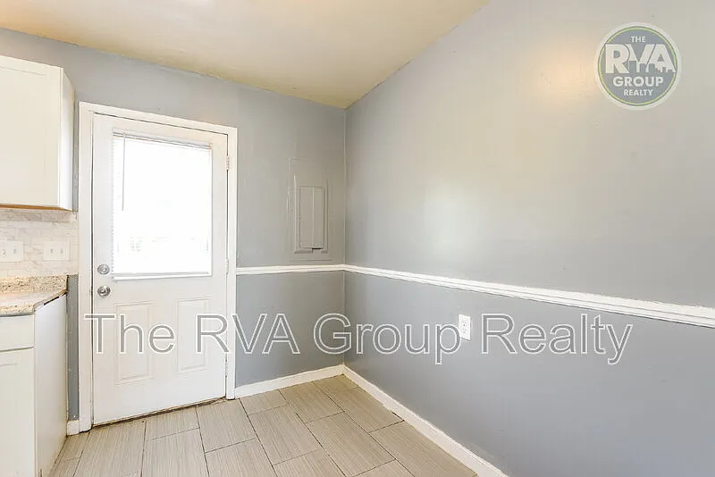 2 bed, 1.0 bath, 1000 sqft, $1,045 — Photo 4