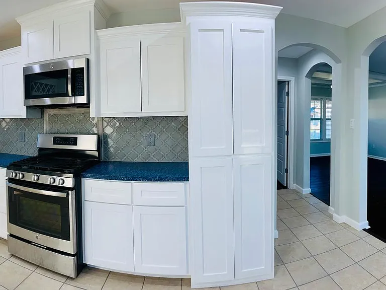 4413 Moravian Dr — Photo 5
