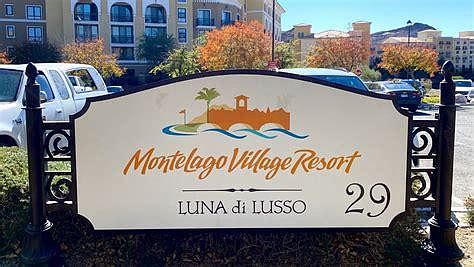Signage for Luna Di Lusso Community