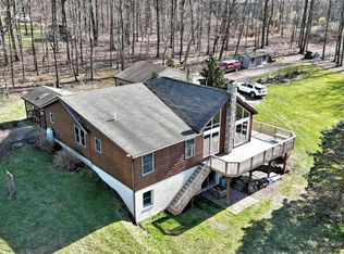 13 Schultz Rd, Green Lane, PA 18054