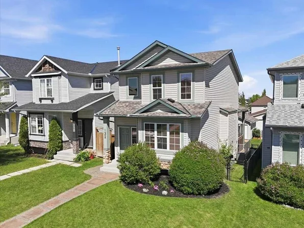 132 W Covebrook Close NE, Calgary, AB T3K 6J5