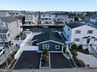 37 Harry Dr, Manahawkin, NJ 08050