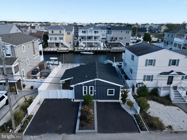 37 Harry Dr, Manahawkin, NJ 08050