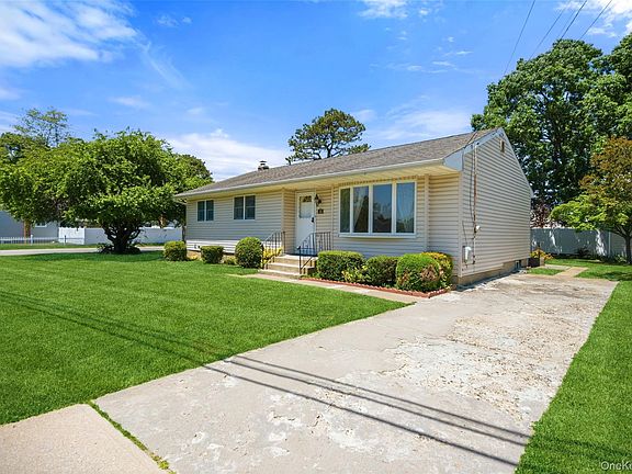 2nd image of 15 Lincoln Avenue