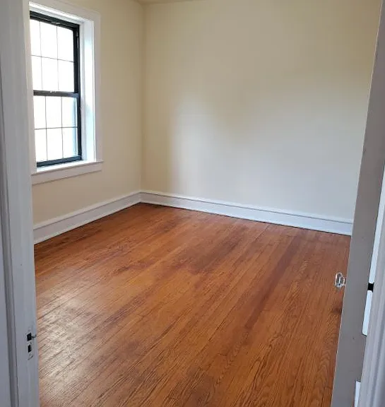 109 Chestnut St — Photo 2