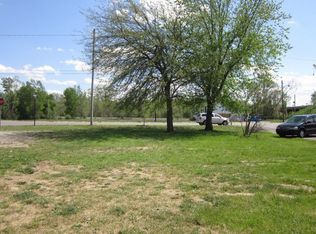 1565 E Michigan Ave, Ypsilanti, MI 48198