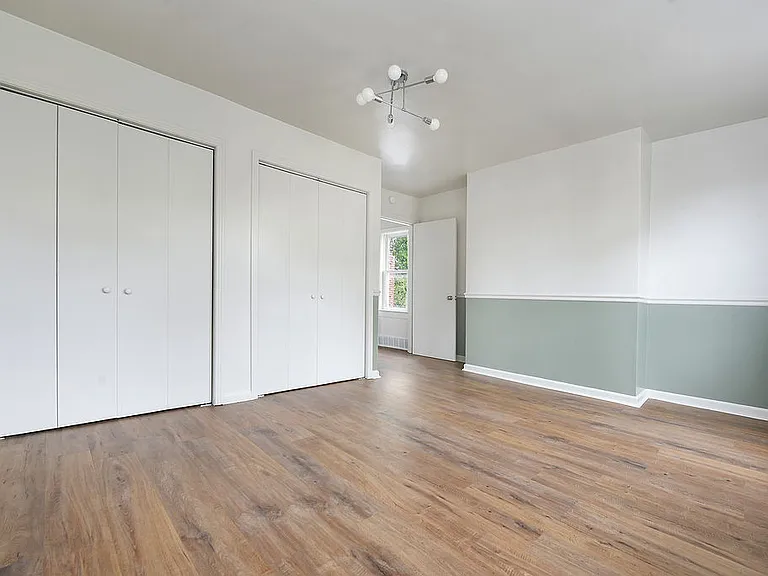 120-122 Cherry St — Photo 11