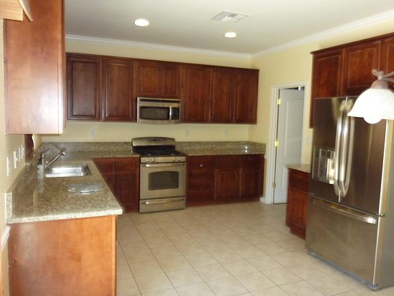 3rd image of 371 Alboran Sea Cir