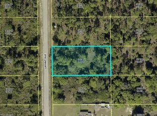 812 Grant Ave, Lehigh Acres, FL 33972