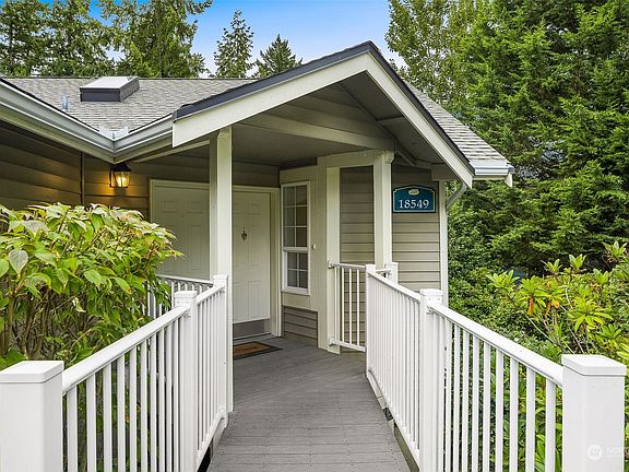 3rd image of 18549 NE 57th Street
