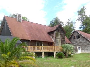 296 Sir Edward Teach Rd, Midway, GA 31320