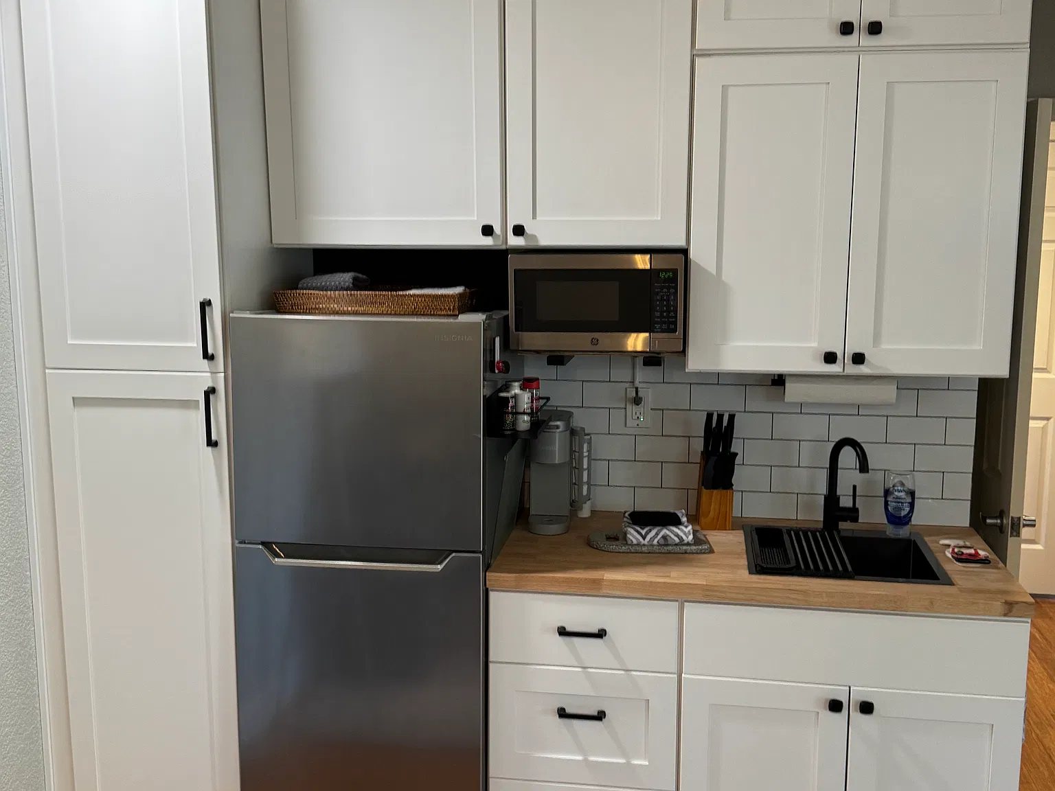 130 Toyon Dr — Photo 3