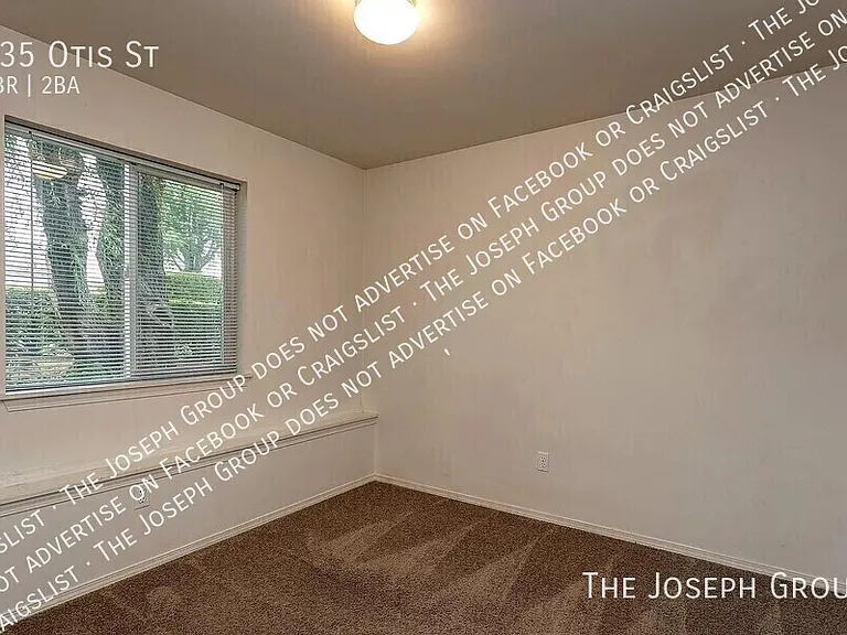 935 Otis St — Photo 15